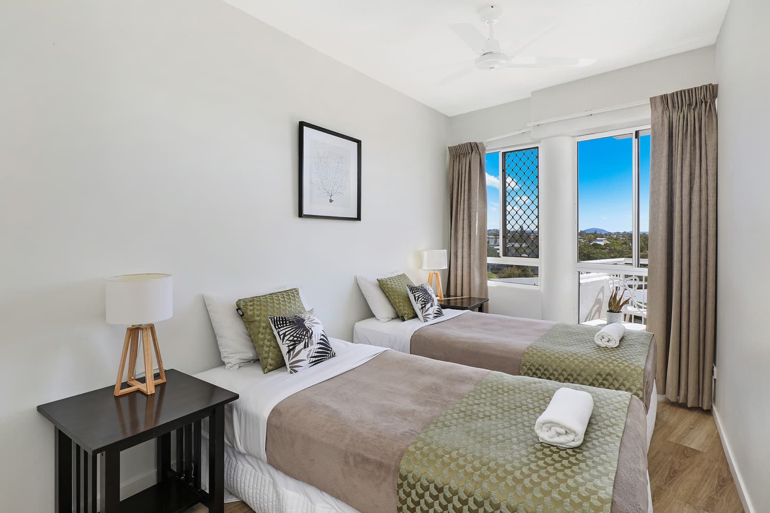 buddina-3-bedroom-ocean-view-apartments-6C (1)